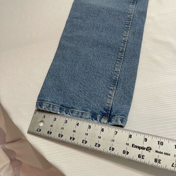 Theory Light Wash Luca Denim Jeans Size 10 - Picture 5 of 9